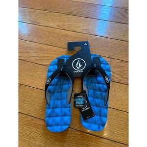 New Volcom Recliner Big Youth Boys Size 4 Blue Comfort Sandals Flip Flops